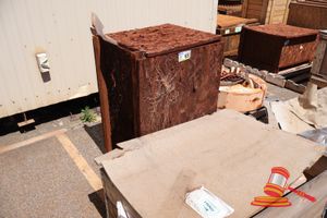 Caterpillar Operator Seat. Plastic Wrapped In Wooden Crate. (B5119978)