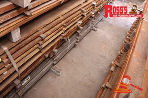 TBG205 - TASMANIAN BLUE GUM STANDARD AND BETTER GRADE MIXED SIZES PACK-320x40mm (8.2Lm), 160x40mm (9.6Lm), 200x40mm (54.4Lm), 105x40mm (9.6Lm)- Rough Sawn Boards