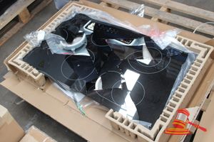 26 · EURO 90CM 6 ZONE COOKTOP MODEL # ECT900C62, SHATTERED GLASS - NO WARRANTY/ RETURN / DAMAGED/ INSPECTION RECOMMENDED