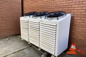 182 · COMMERCIAL CONDENSING UNIT. MAKE/MODEL UNKNOWN. APPROX 2240 X 760 X H1400MM. WORKING CONDITION UNKNOWN. SOLD AS PARTS ONLY