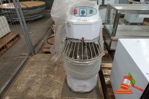 107 · SPIRAL MIXER MANUAL INCLUDED, MODEL: HSSD20A, UNTESTED, 1.1KW, 240V, DOUGH MIXING 8KG- WITH DOUGH HOOK