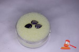 17 · IOLITE, PEAR CUT, 0.9 CTS