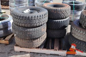 46 · 6X ASSORTED TYRE ON RIM, 6 STUD, (SOME RUST / WEAR)