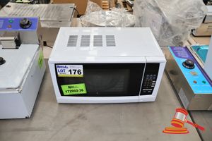 176 · 1 X ANKO MICROWAVE OVEN, MODEL: P70B20AP-ST, UNTESTED