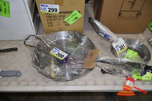 300 · STEEL FRY PAN 36CM