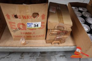 BUNDLE OF ASSORTED WOODEN DOOR HANDLES