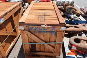 185 · 1 X BUCYRUS FP ROLLER TRACK LOAD, MODEL: RH340/6060, PART NUMBER: UK340RL-1K, APPROX; 1.25M W X 560MM D X 760MM H , IN A CRATE (B2633124)