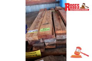 Boards Various Sizes Etc, L900/1000mm X 120/125mm X D 45/50mm X Qty 17, Approx