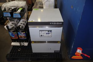 12 · UNDERBENCH DISHWASHER