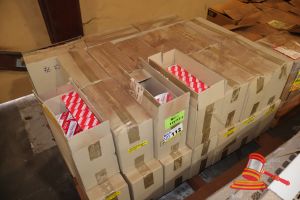Approx 35 X Bhppkdj120-5 Toyota Service Kits, That Include; 12mm Gaskets, Oil Filters, Air Filters And Fuel Filters, On A Pallet