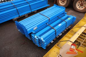 1 X Pallet Racking Cross-Beams, Approx 40pcs 1400mm Wide