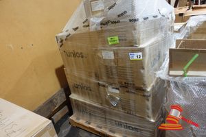 12 · UNIOS QUANTUM DOWNLIGHTS, APPROX 12+ BOXES, INCLUDES: UNIOS QFIX0125.TB30.M (95MM, TEXTURED BLACK, 3000K), UNIOS QFIX0151.TB30.M (151MM, TEXTURED BLACK, 3000K), UNIOS QFIX0151.TW30.M (151MM, TEXTURED WHITE, 3000K), UNIOS QFIX0125.TW30.P-PC070002 (125MM, TEXTURED WHITE, 3000K), VARIOUS BEAM ANGLES (20�, 45�, 50�), VARIOUS OTHERS (POSS UNUSED, BOXED)