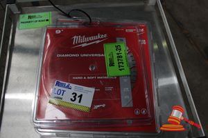 31 · 2 X MILWAUKEE CIRCULAR SAW BLADES, INCLUDES: 230MM DIAMOND UNIVERSAL BLADE MODEL: 49-94-7125, 230MM 48 TOOTH METAL CUTTING BLADE MODEL: 48-40-8255, 30MM ARBOR SIZE (BOXED)