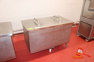 Stainless Steel Mobile Dump Bin/Tank With Lid And Drainage Outlet Valve. Approx 1150 X 660 X 900mm.
