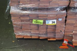 36 · PACK OF JARRAH DECKING 86 x 19 x 900mm, FEATURE, 108 LM, PACK# 320018690, TRANSPORT DIMS - L 900 x H 450 x W 500.