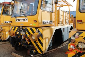 20 · 2008 ZEPHIR LOK 16.300 RAIL SHUNTER SERIAL # 2141, ENGINE # 35215596, 142 HRS SHOWING, DIESEL, TARE WEIGHT 29000kgs, MAXED TOWED LOAD CAPACITY 3200T GROSS, 224kW, REMOTE CONTROLS, ASSET # RVP002