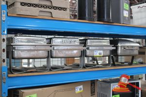 68 · 4 x STAINLESS STEEL STEAM PANS WITH STAND & LIDS, APPROX L370mm x 600mm x H220mm - USED