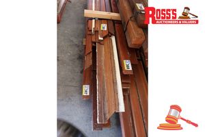 BUNDLE OF RECYCLED JARRAH ARCHITRAVES AND DOOR STOP VARIOUS LENGTHS FROM 900mm TO 3000mm