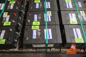 2x Komatsu Lead Acid Batteries, No:58d0601190, 1425 Cca, 440 Vc, Untested ( S44#Ritm0767058,Dr#1441 )