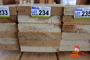 234 · 6x LENGTHS OF NON-STRUCTURAL, UNTREATED PINE TIMBER, APPROX 190 x 45mm x 2.4m