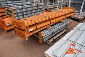 Qty of Heavy Duty Colby Longspan Shelving 5 @ 1875mm high frames 30 @ 2590mm long x 60mm high beams