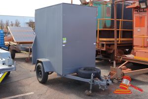 2005 Polmac Van Trailer Grey, Single Reg #: 1UCM492, Expiry: 9/07/2027 VIN: 6A3T2051PLMC34661 Features: Spare Tyre, Jockey Wheel, Fold Down Back Door, Fully Enclosed Trailer, Box Size 1850mm x 1200mm. (WP#4888) Condition: Panel: FAIR, Paint: FAIR, Tyres: FAIR, Overall Condition: FAIR