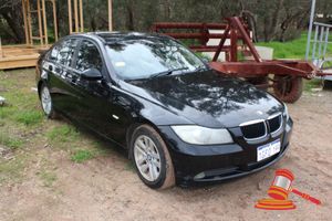 1 · 2004 BMW 3 SERIES SEDAN. AUTO. 4CYL PETROL. BLACK. REGISTRATION 1GLT537 (EXP 27.9.26) ODO - 148,287 KMS SHOWING VIN WBAVG76060NL62223. ENGINE 22195733. (S#841) FULL LEATHER INTERIOR, ALLOY RIMS. ENGINE STARTS/RUNS. INSPECTION NOTES:1 X MINOR INDENT ON BONNET