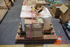 1 X Caterpillar Service Kit, Cat P/N:3067205, 1000hr Service Kit Suit 992k, Cat Ok12130. 2 X Caterpillar Abras Assembly, Tip Gp, Cat P/N:444-7594 (B9692965)