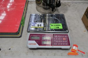 91 · ELETRONIC KITCHEN SCALE, 30kg