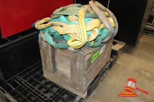 48 · Small Wooden Crate with quantity of Slings