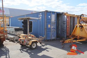 Blue 40ft Shipping Container, Rust Evident, #Eolu4975516, Doors Hard To Close, Side Lift Only, * Pick Up By Appointment* #Cx508 Jo-04-01141