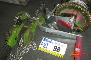 98 · TRAILER WINCH AND 1 x 250kg , HAND WINCH