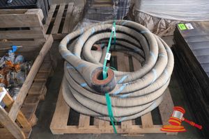 115 · 2 X HEAVY DUTY RECOVERY TOW STRAPS, KEVLAR, POSS USED, SOME MARKS, ON A PALLET (OLS7361358)