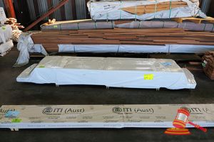 84 · FIJIAN MAHOGANY 140mm x 21mm, KIDNDRY SELECT DAR E4E DECKING RDM, 0.499m3, 133 LM, 19.28m2 WITH A 5mm GAP # 437666.