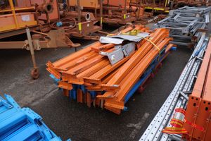 Approx 40 X Blue And Orange Pallet Racking Crossbeams, Approx; 2.7m L, 3 X Metal Plates, Approx; 680mm L X 520mm W, 7 X Pallet Racking Support Brackets, Some Marks/Rust, On A Pallet