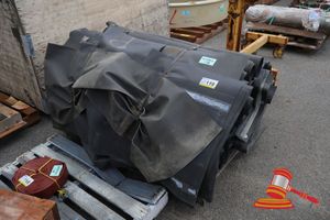 PALLET OF ROLLS OF VINYL APPROX 1200mm WIDE