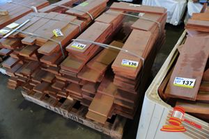 136 · PACK OF JARRAH SKIP DRESSED, FEATURE, 150mm x 25mm, 75/1.000 (PACK# 320026950) REPACK