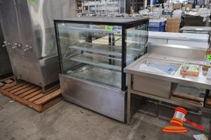 141 · REFRIGERATED CAKE DISPLAY FRIDGE 1200 3 SHELF (CRACKED SIDE GLASS