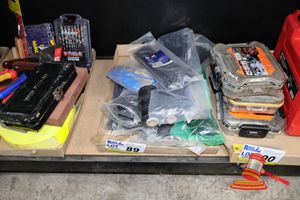 89 · TRAY OF ASSORTED CABLE TIES AND THREE SPOOLS OF TWINE