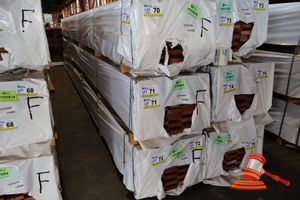 71 · PACK OF KARRI SKIP DRESSED, FEATURE, 100mm x 25mm, LM 405, PACK SIZE 5.4MT x 500 x 500 (PACK# 320026885)
