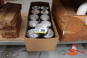 BUNDLE OF DUCT TAPE