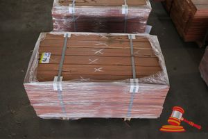 79 · PACK OF JARRAH DECKING 86 x 19 x 900mm, FEATURE, 108 LM, PACK# 320028685, TRANSPORT DIMS - L 900 x H 450 x W 500.