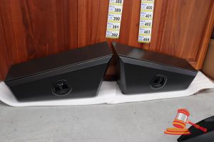 325 · PAIR OF TAPERED UNDER TRAY TOOL BOX, 650mm R&L, ALUMINIUM MATTE BLACK