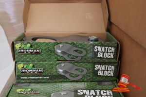 417 · BOX OF IRONMAN 4x4 SNATCH BLOCK, 8000kgs