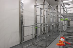 100 · 13 X GALVANISED 2 TIER HANGING/DRYING RACKS. CAN ALSO BE USED AS STORAGE STILLAGE. APPROX 1010 X 1010 X H1450MM
