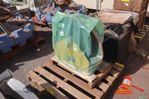 1 X Graco Hose Reel, Model: 24p471, Series: Ko5e22c (Poss Unused, Wrapped), On A Pallet (S44#4974647896/1, Dr# 1683)