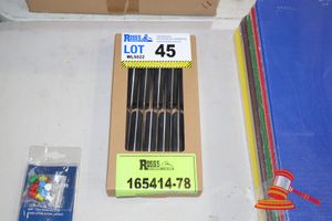 45 · STEAK KNIFE (SET OF 12)