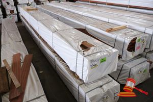 Pack Of Jarrah, Skip Dressed, 100 X 25, Feature 408 Lm, Random Lengths, 1.020 M3, Pack# 320028816, Transport Dims- 5.7 Mt X H 450 X W 480.