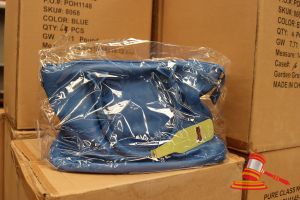 307 · BOX OF WINE COOLER BAGS