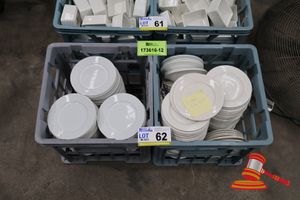 62 · 2 X CRATES OF WHITE CERAMIC SIDE PLATES, COMMERCIAL GRADE, APPROX QTY 180
